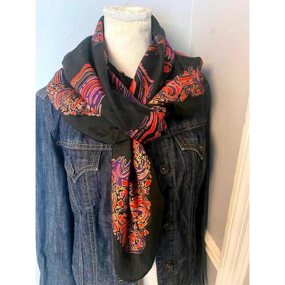 Silk - Made in Thailand Batiked Colorful Women's Scarf - Picture 1 of 8